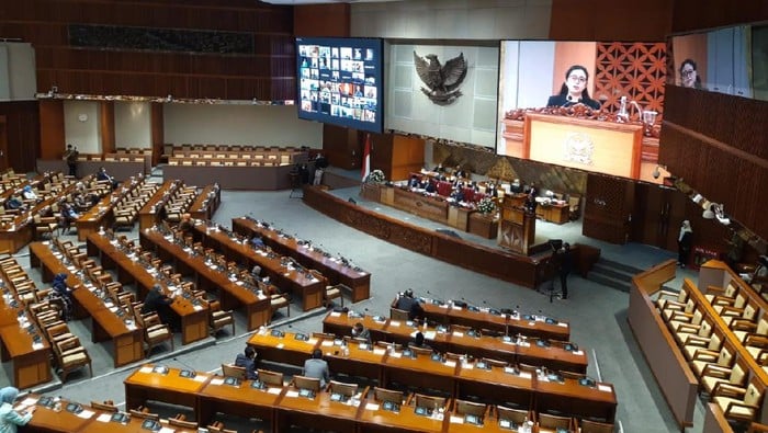 DPR RI menggelar Rapat Paripurna ke-10 Masa Sidang II Tahun Sidang 2023-2024 di Kompleks Parlemen pada Selasa (5/12). Rapat yang dipimpin l (Sumber foto : Fajar)