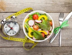 6 Alasan Mengapa Makan Tepat Waktu sangat Penting untuk Kesehatan Anda