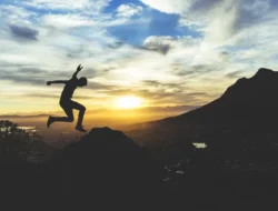 Ingin Sukses di Tahun 2024? Buat List Pencapaian? Begini Panduannya