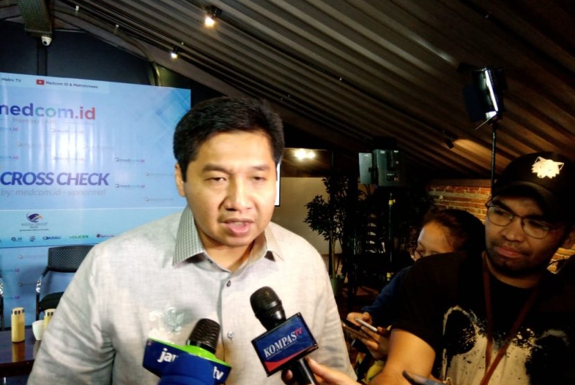 Direktur Eksekutif Sentral Politika, Subiran Paridamos, menilai bahwa calon presiden dan calon wakil presiden nomor urut 2, Prabowo Subianto dan Gibran Rakabuming (Sumber foto : Replublika)