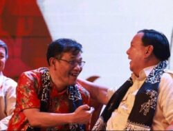 Prabowo Subianto Minta Maaf kepada Budiman Sudjatmiko dalam Kampanye ‘Suara Muda Indonesia untuk Prabowo-Gibran