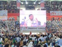 Prabowo Subianto Raih Dukungan Massa dan Serukan Kepemimpinan Jujur di Konsolidasi Koalisi di Medan