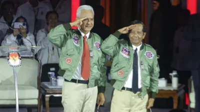 Gubernur Jawa Tengah, Ganjar Pranowo, menjadi sorotan dalam Debat Capres yang diselenggarakan oleh Komisi Pemilihan Umum (KPU) pada Minggu, 7 Januari 2024 (Sumber foto: Viva)