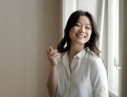 Wangi Lokal Terbaik: 5 Parfum Indonesia dengan Aroma Tahan Lama