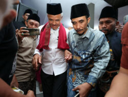Caleg Demokrat KH Thoriq bin Ziyad Dukung Ganjar Pranowo-Mahfud MD di Pilpres 2024″