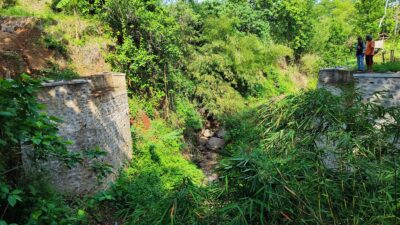 Pembangunan jembatan yang menghubungkan antar Dukuh Tempel Desa Sumbermulyo dengan Dukuh Jugo Desa Tlogosari, Kecamatan Tlogowungu, Kabupaten Pati, (Jurnalindo.com)