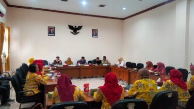 Pendidikan Non formal yang tergabung dalam Forum Pengelola Lembaga Kursus dan Pelatihan (PLKP) Kabupaten Pati mengadu ke DPRD pada Kamis (11/11) di Ruang (jurnalindo.com)