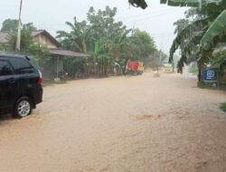 Buruknya Drainase Jalan Tayu-Gunungwungkal, Sebabkan Banjir,