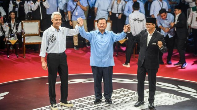 Jelang debat capres yang akan diselenggarakan di Istora Senayan pada Minggu (7/1/2024) malam dengan tema pertahanan, keamanan, hubungan internasional, dan geopolitik (Sumber foto : BBC)