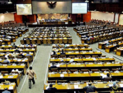 Wacana Pemakzulan Jokowi: DPR Mempertimbangkan Aspirasi, Pakar Hukum Sebut Inkonstitusional