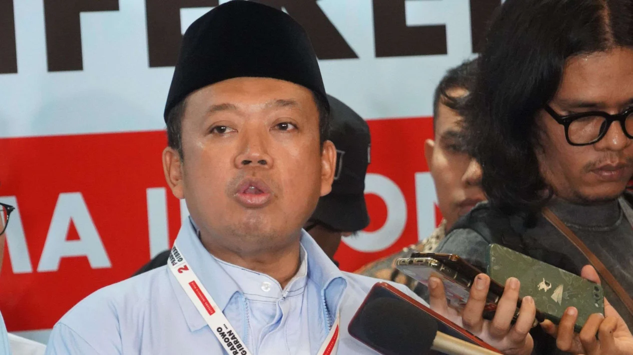 Pertarungan sengit antara pasangan calon presiden dan calon wakil presiden, Anies Baswedan-Muhaimin Iskandar (Paslon 01) dan Prabowo Subianto-Gibran Rakabuming (Sumber foto : Viva)