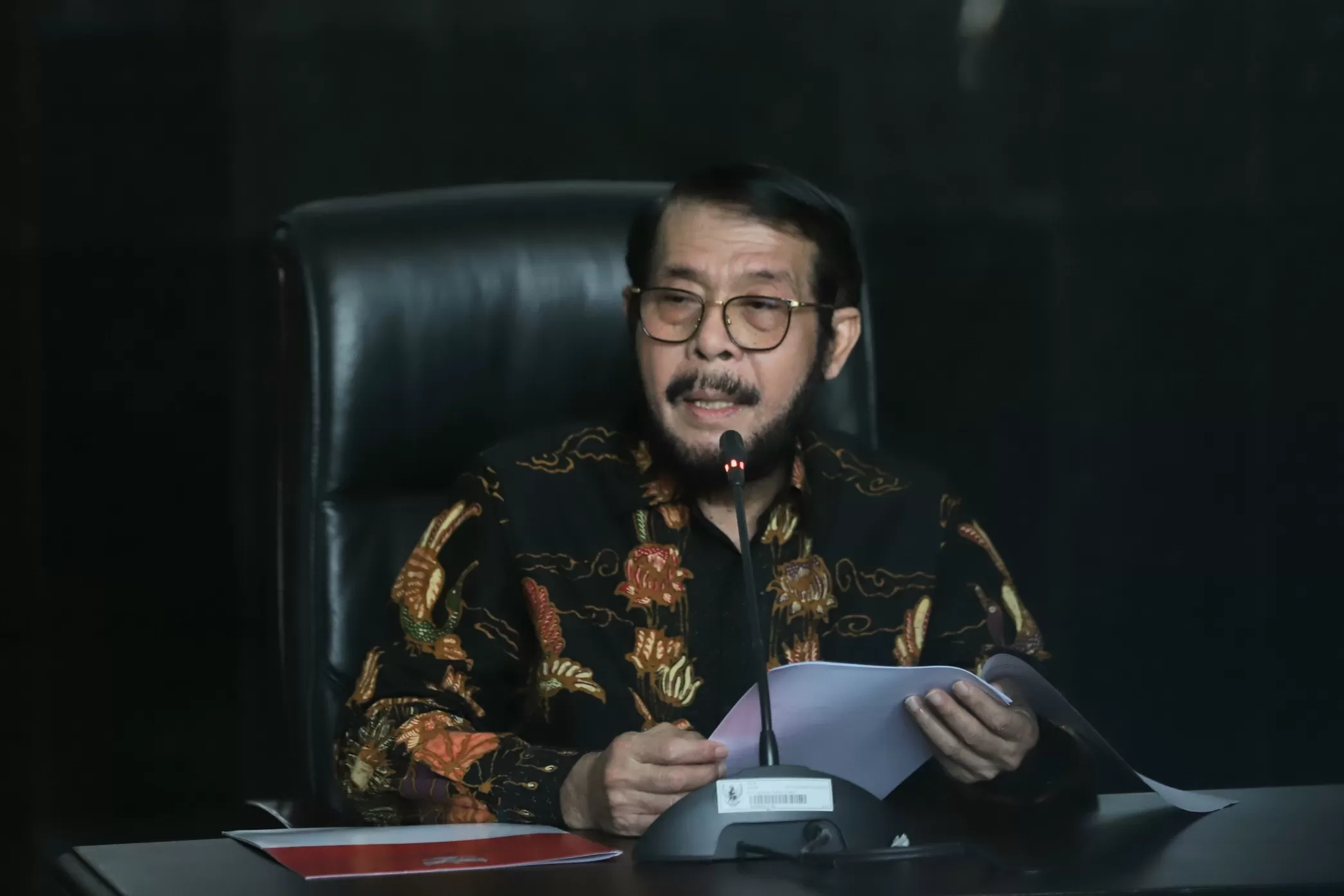 Hakim Konstitusi Anwar Usman telah menggugat Ketua Mahkamah Konstitusi (MK) Suhaartoyo ke Pengadilan Tata Usaha Negara (PTUN) Jakarta. Gugatan tersebut diajukan (Sumber foto : Jawapos)