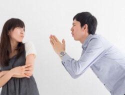 Dapat Melatih Sikap Tanggung Jawab, Ini Cara Membiasakan Anak Meminta Maaf saat Melakukan Kesalahan