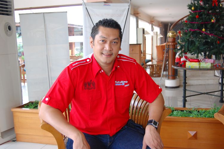 Donny Kesuma, sosok yang dikenal sebagai aktor, presenter, dan politikus asal Bandung, Jawa Barat, telah meninggal dunia pada usia 55 tahun pada (Sumber foto : Kompas)