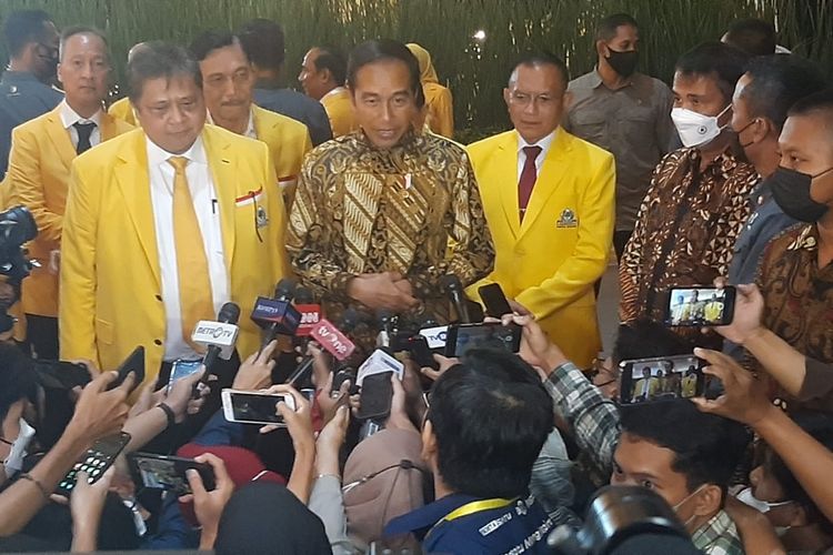 Isu tentang kemungkinan Presiden Joko Widodo, atau yang akrab disapa Jokowi, akan bergabung dengan Partai Golongan Karya (Golkar) telah (Sumber foto : Kompas)