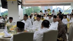 Calon presiden pemenang Pemilu 2024, Prabowo Subianto, menghadiri acara buka puasa bersama Partai Golkar di kantor DPP Golkar, Jakarta Barat, ( Sumber foto : Viva)