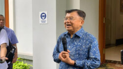 Mantan Wakil Presiden RI, Jusuf Kalla, mengungkapkan prediksinya mengenai kondisi keuangan pemerintah yang akan datang. Dalam acara Election Talk #4 di Auditorium (Sumber fioto: Bisnis.com)