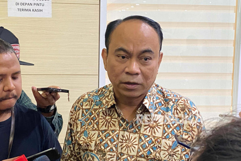 Ketua Umum Projo, Budi Arie Setiadi, memberikan tanggapan tegas terhadap isu yang menyebut Presiden Joko Widodo (Jokowi) akan bergabung (Sumber foto : Replublika)
