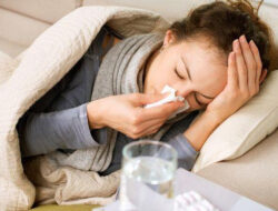 8 Cara Alami Mengurangi Sakit Kepala yang Datanng saat Flu Melanda