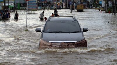 Beberapa Faktor Penyebab Terjadinya Banjir, Bukan Parkir Air Ya Yang Pasti