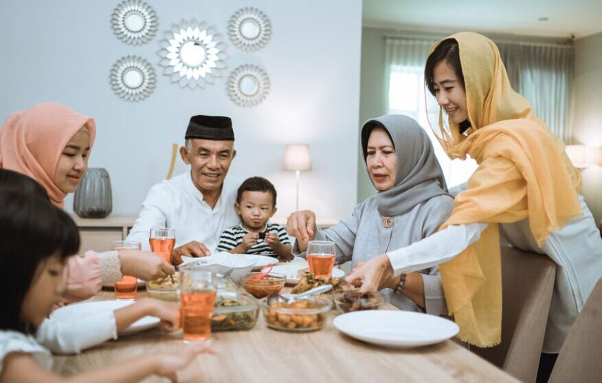 Aktivitas seblum berbuka puasa (Sumber Foto. kataoma.id)