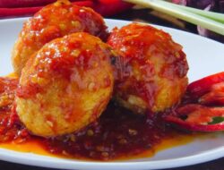 Langkah-Langkah Membuat Telur Balado yang Enak Bikin Boros Nasi