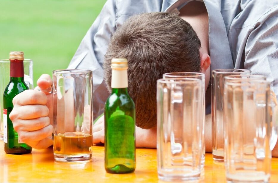 Bahaya alkohol (Sumber Foto. heilpraxisnet.de)