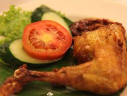 Sejumlah Nutrisi Penting yang Terkandung pada Ayam Kampung dan Manfaatnya bagi Kesehatan