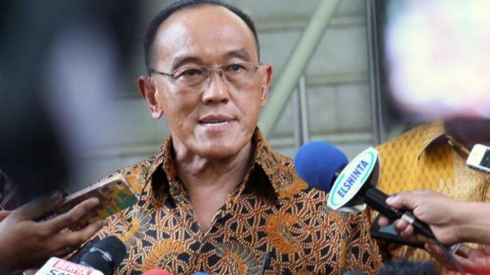 Pengurus Partai Golkar mengangkat isu tentang kemungkinan Presiden Joko Widodo atau Jokowi menjadi ketua umum partai tersebut. Namun, (Sumber foto : Tribun Jateng)