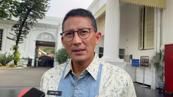 Ketua Badan Pemenangan Pemilu (Bappilu) Partai Persatuan Pembangunan (PPP), Sandiaga Uno, menyatakan komitmen partainya untuk 9Sumber foto : Kompas)