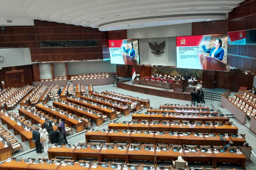 Tiga anggota Dewan Perwakilan Rakyat (DPR) dari Fraksi PDIP, PKB, dan PKS mengusulkan penggunaan hak angket untuk mengusut dugaan kecurangan dalam Pemilihan ( Sumber foto : Kabar24)