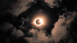 Badan Antariksa Amerika Serikat (NASA) telah mengumumkan bahwa gerhana matahari total akan terjadi pada 8 April 2024. Ini merupakan gerhana (Sumber foto : Kompas)