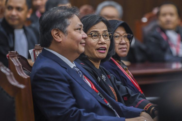 Mahkamah Konstitusi (MK) mengungkap alasan di balik pemanggilan empat menteri Presiden Joko Widodo sebagai saksi dalam sidang perselisihan (Sumber foto : Kompas.com)