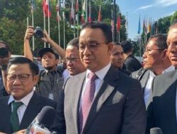 Anies Baswedan-Muhaimin Iskandar Tiba di MK untuk Sidang Putusan Sengketa Pilpres 2024