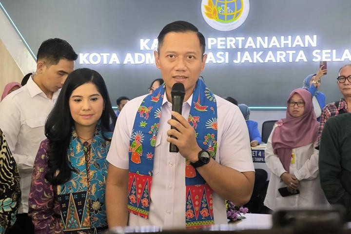 Menteri Agraria dan Tata Ruang/Badan Pertanahan Nasional (ATR/BPN), Agus Harimurti Yudhoyono (AHY), menegaskan komitmennya untuk (Sumber foto : Kumparan)