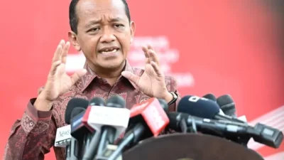 Desakan untuk menghadirkan Presiden Joko Widodo (Jokowi) dalam sidang sengketa hasil pemilihan presiden (Pilpres) 2024 di Mahkamah Konstitusi (Sumber foto : JatimNetwork)