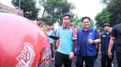 Ketua Umum (Ketum) PSSI Erick Thohir tengah terlibat dalam pembicaraan mengenai wacana Indonesia menjadi tuan rumah Piala Dunia dalam waktu (Sumber foto : TribunJateng)