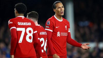 Liverpool Tersandung, Virgil van Dijk Dinilai Kurang Bersemangat