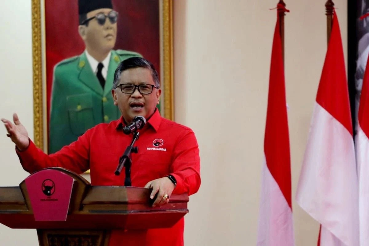 - Sekjen PDIP, Hasto Kristiyanto, kembali menjadi sorotan karena pernyataan kontroversialnya yang menyerang pribadi Presiden Joko Widodo (Jokowi) (Sumber foto : Gesuri)
