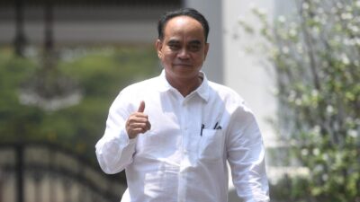 Ketua Umum kelompok relawan Pro Jokowi (ProJo), Budi Arie Setiadi, menggugah perhatian dengan mengungkap kemungkinan Presiden Joko (Sumber foto : KataData)