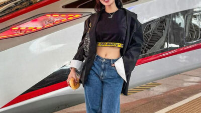 Jika berbicara soal penampilan penyanyi dangdut yang modis dan seksi, Wika Salim adalah salah satu nama yang tak boleh dilewatkan. Wika Salim, (Sumber foto : Stylo Indonesia)