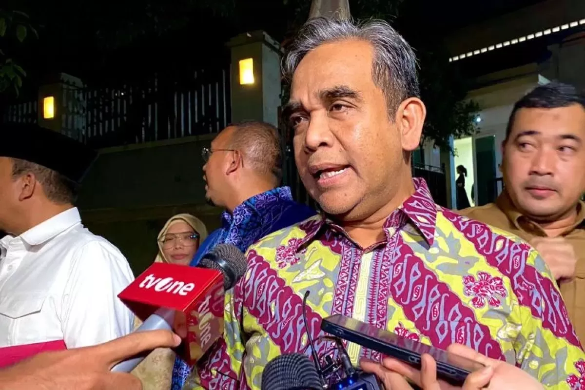Sekretaris Jenderal Partai Gerindra, Ahmad Muzani, membantah adanya komunikasi yang mandek terkait rencana pertemuan antara Ketua Umum (Sumber foto : Jawa Pos)