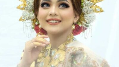 Pedangdut Putri Isnari Bahagia Menjadi Pengantin Baru dengan Abdul Azis