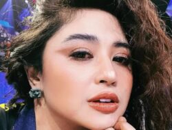 Dewi Perssik Viral karena Video Tanpa Musik, Netizen Ramai Parodikan Aksi Panggungnya