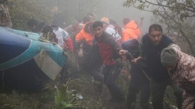 Penumpang Helikopter yang Ditinggali Presiden Iran Dilaporkan Masih Hidup Satu Jam Setelah Kecelakaan