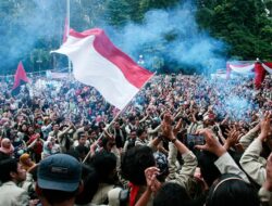 Kenaikan Uang Kuliah Tunggal (UKT) Tahun Akademik 2024/2025 Picu Gelombang Protes Mahasiswa dan Kritik Tokoh Nasional