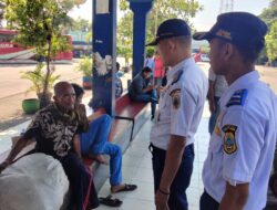 Dishub Pati Himbau Keselamatan Pengemudi di Terminal Kembang joyo dan Halte Puri Pati