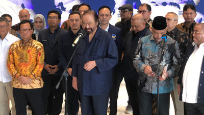 Ketua Umum Partai Nasdem, Surya Paloh, baru-baru ini mengungkapkan pandangannya terkait posisi partainya dalam pemerintahan atau sebagai oposisi (Sumber foto : Medcom.id)