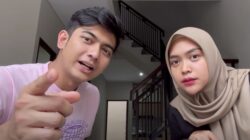 Perceraian antara pasangan selebritis Ria Ricis dan Teuku Ryan telah menjadi sorotan utama netizen. Kini, setelah resmi bercerai, Teuku Ryan memberikan (Sumber foto : CNN Indonesia)