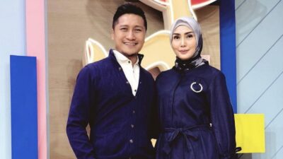 Fenita Haru Antar Arie Untung Berangkat Haji Sendirian